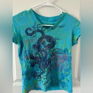Y2k dragon shirt, perfect condition size small/xs